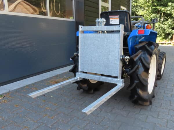 Pallet fork mini tractor